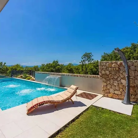 In 45026 Villa *