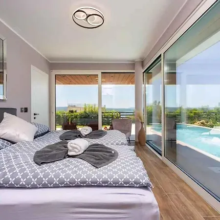 In 45026 Villa *