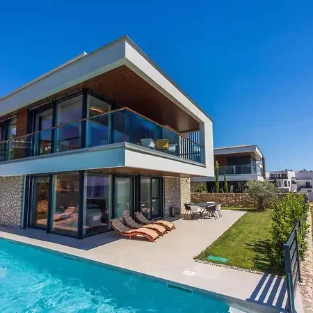 Vila In 45026