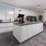 Villa In 45026