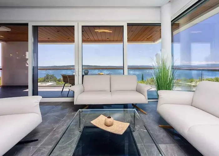 In 45026 Вилла Цриквеница