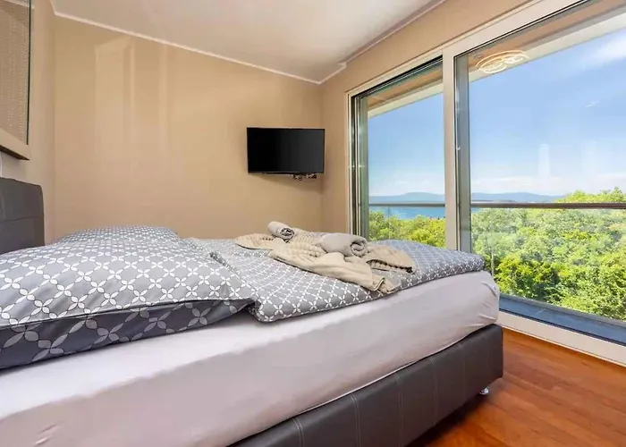 In 45026 Вилла Цриквеница