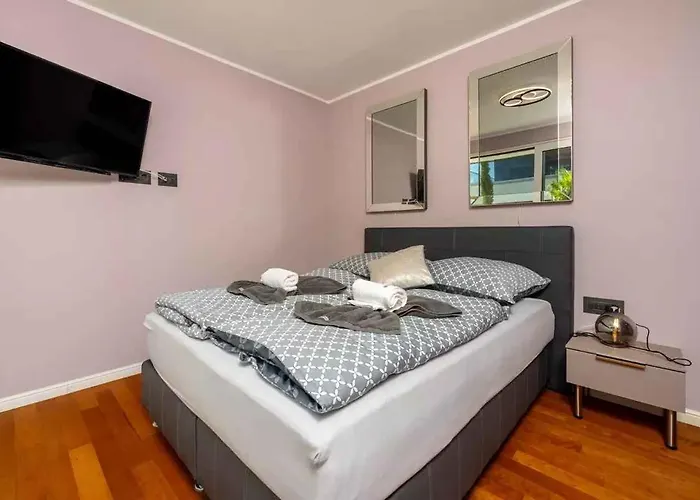 Вилла In 45026 *